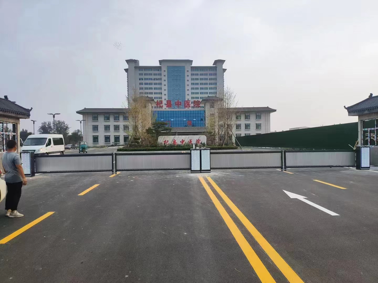 小區(qū)車輛道閘、物業(yè)車輛道閘、園區(qū)車輛道閘、寫字樓車輛道閘、醫(yī)院車輛道閘、工地出入口道閘、石家莊車輛道閘安裝