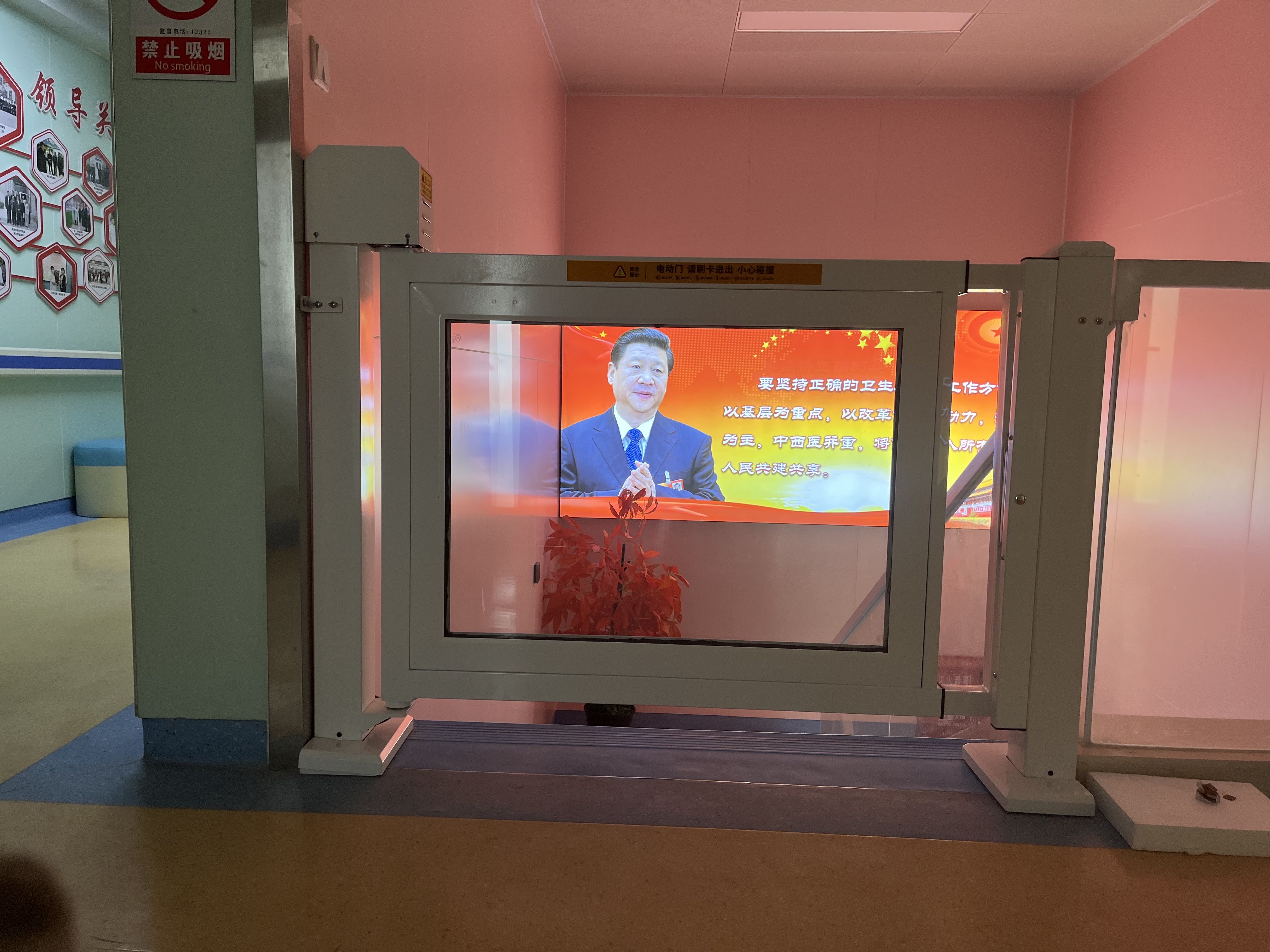 小區(qū)廣告門、人行廣告門、電動(dòng)廣告門、河北廣告門廠家安裝